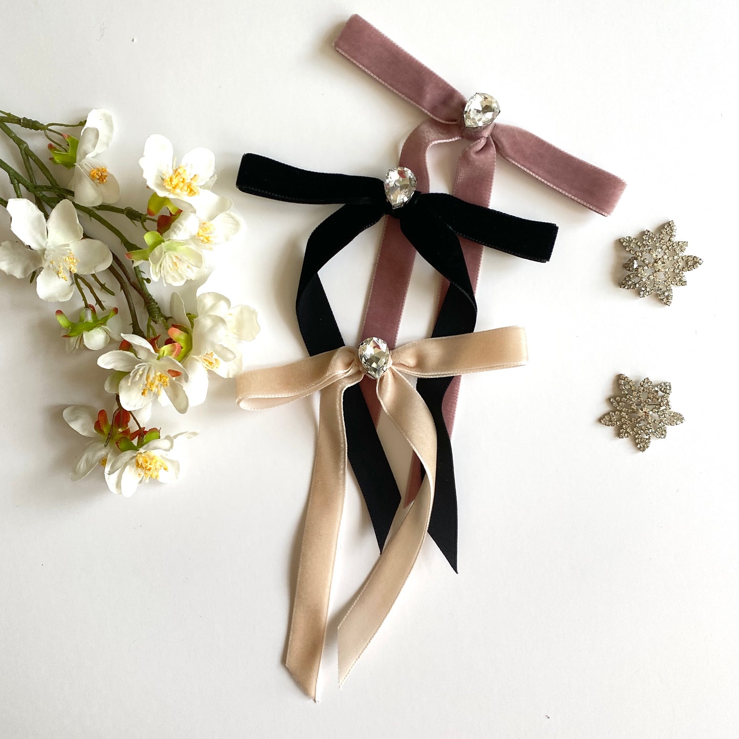 CAURA Skinny Rhinestone Velvet Long Tail Bow