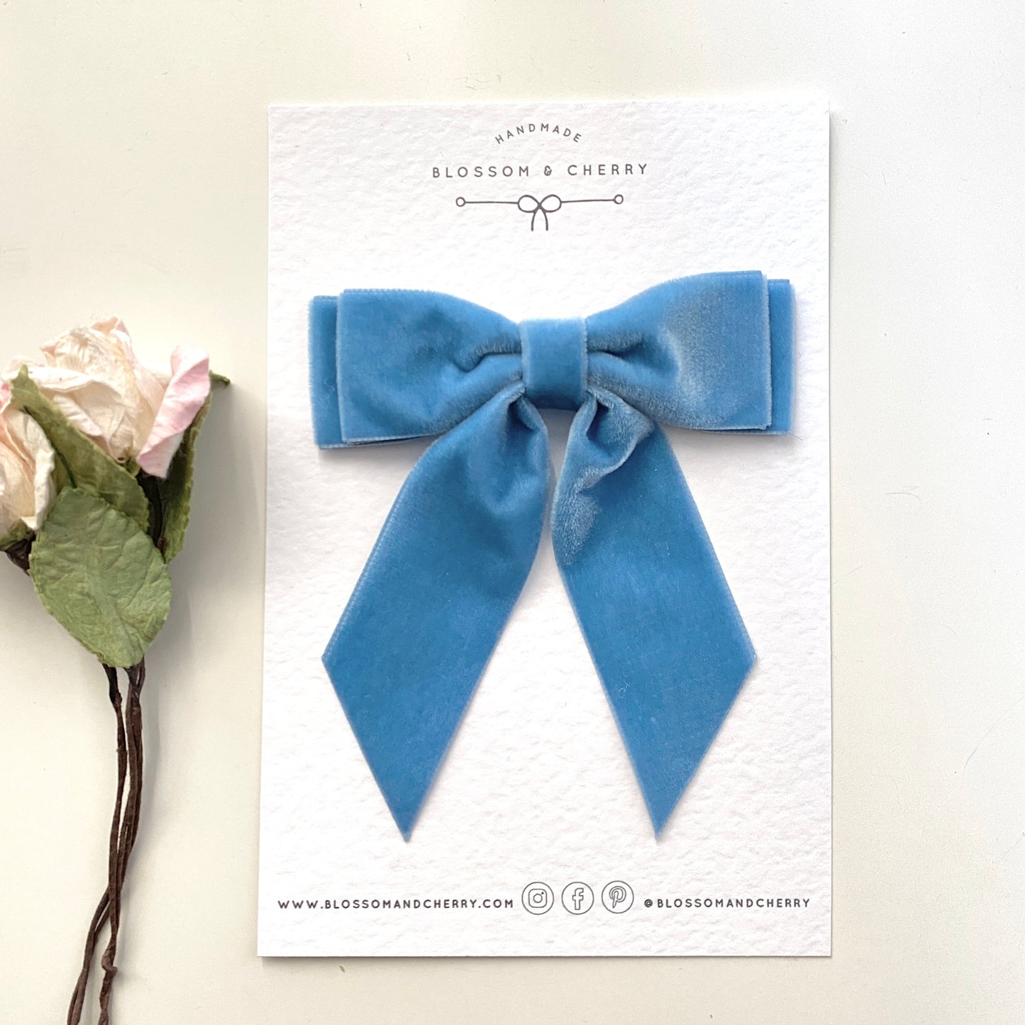 CHLOI - Velvet Short Tail Bow - Dusty Blue