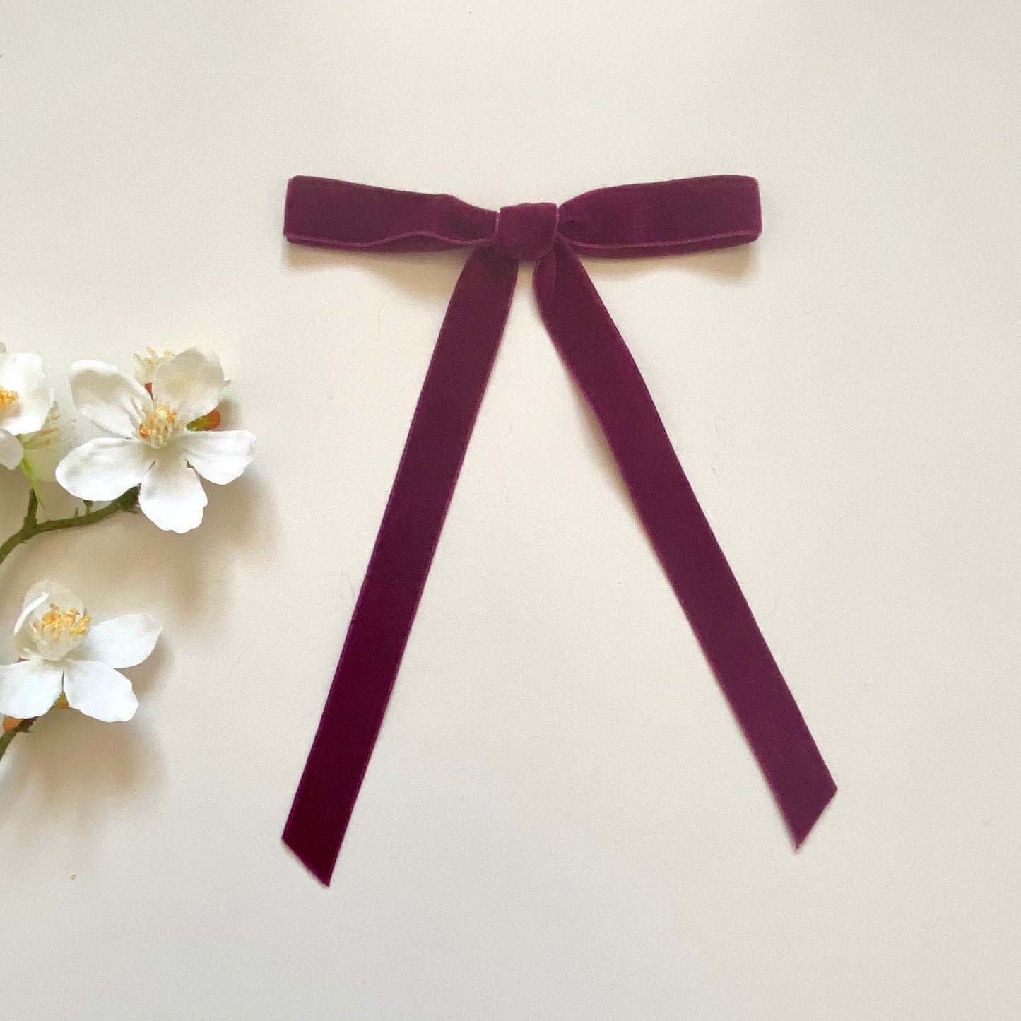CAURA Skinny Velvet Long Tail Bow