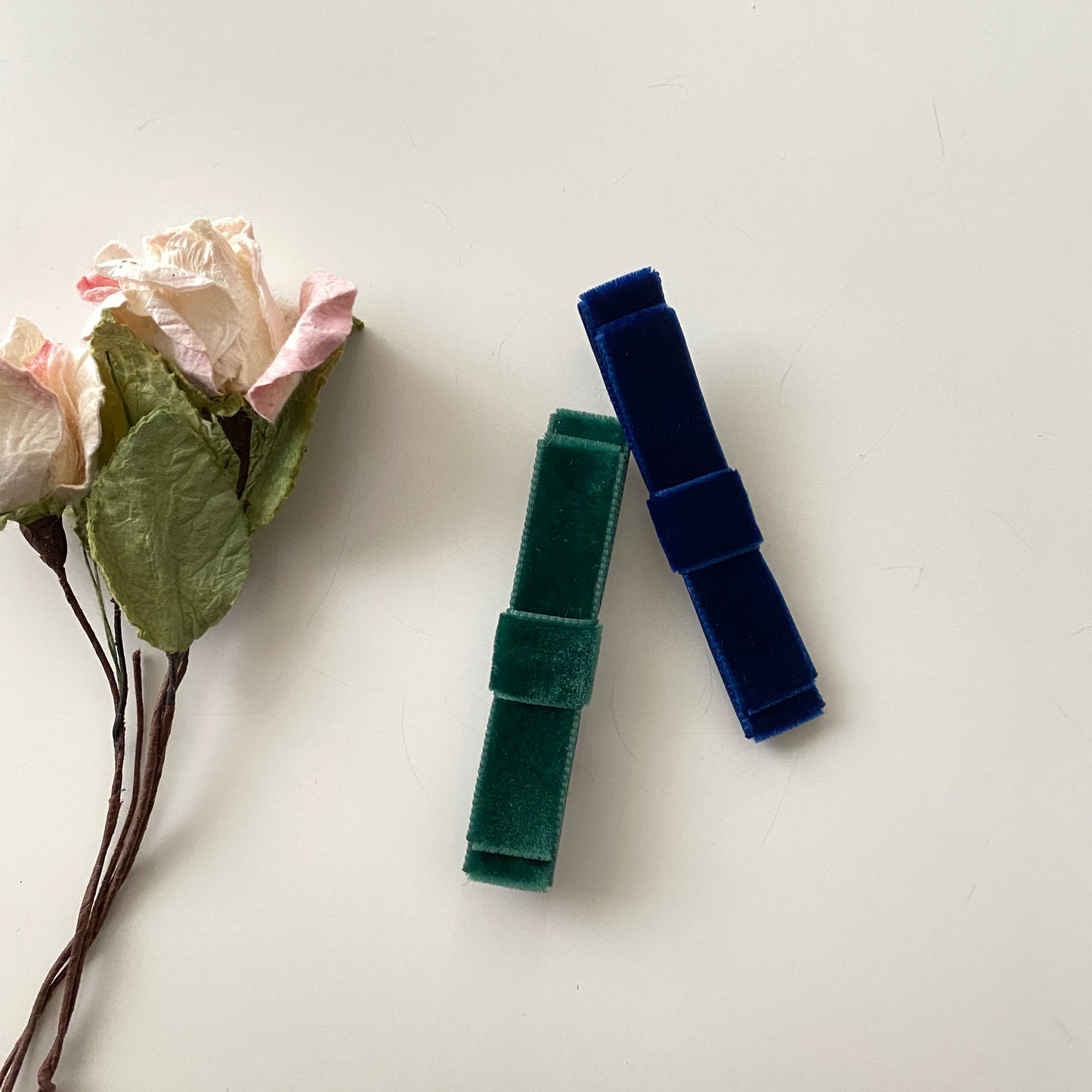 Rhea Velvet Double Stacked Clip - Midi