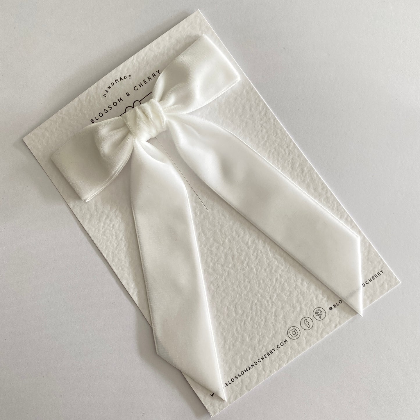 CHARLENE Velvet Bow - White