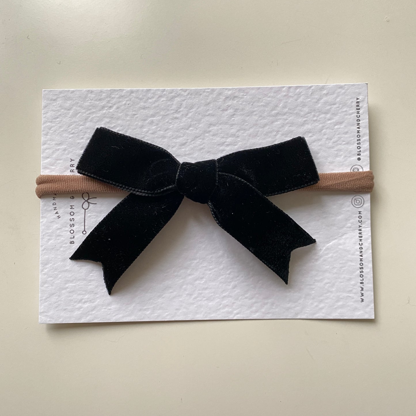TILLY Midi Velvet Hand Tied Bow
