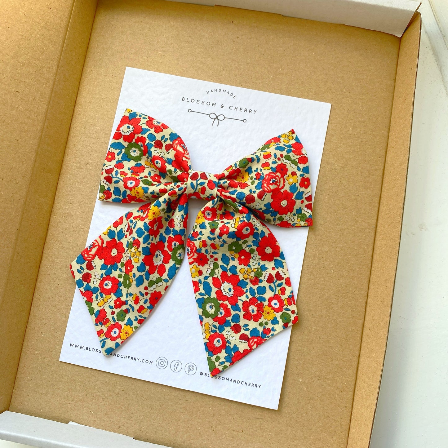 Liberty Sailor Bow - Betsy Ann Red