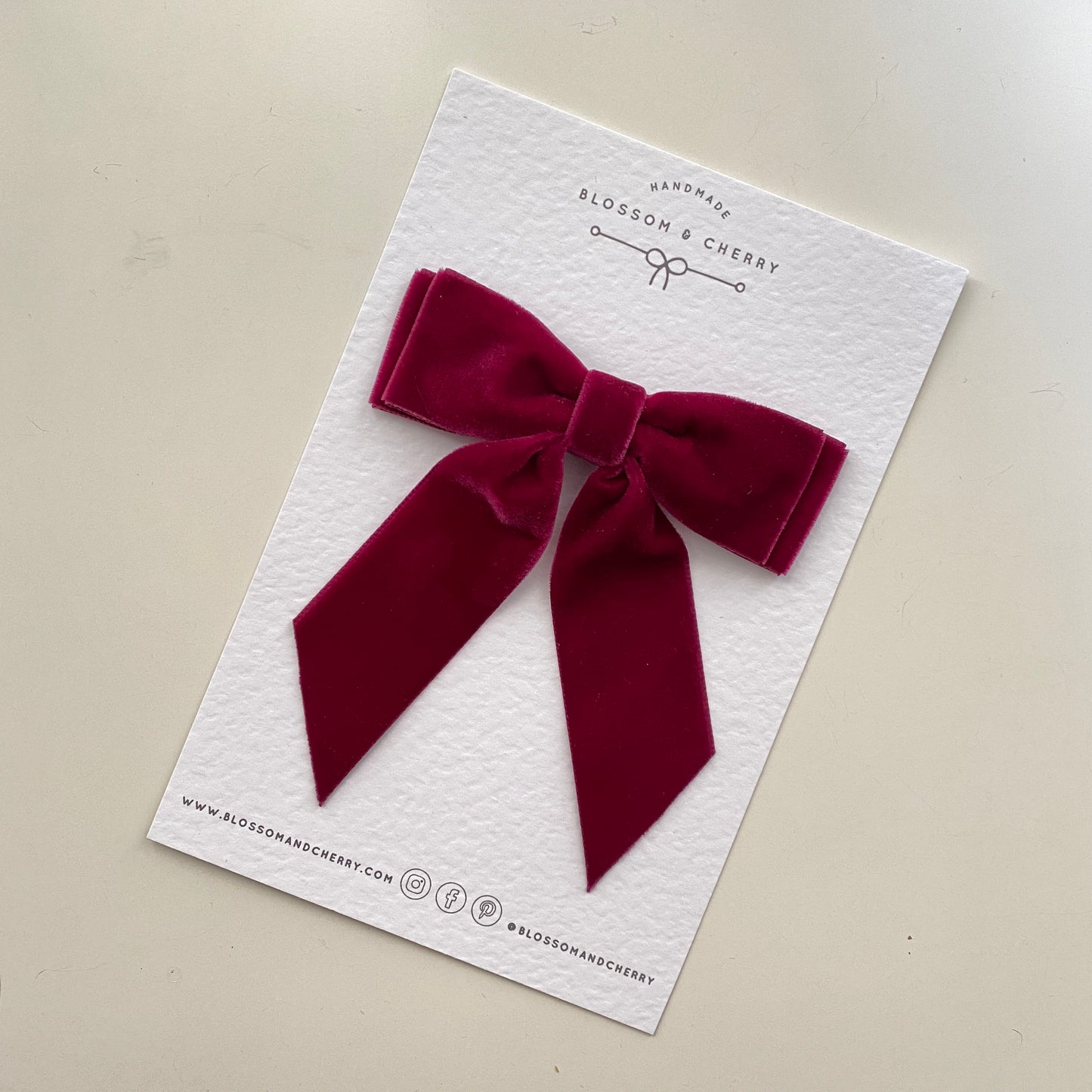 Chloi Velvet Short Tail Bow - Burgundy