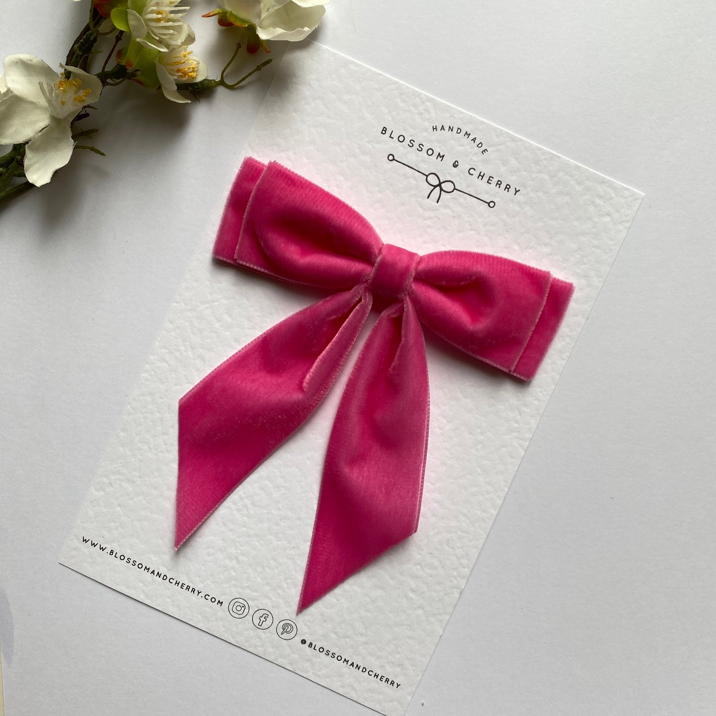 Chloi Velvet Short Tail Bow - Candy Pink