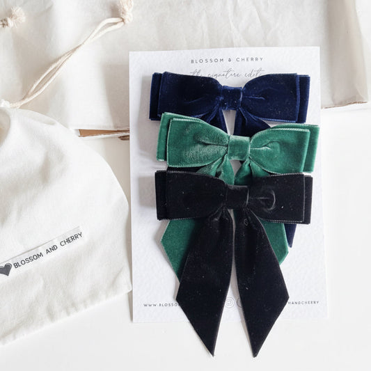 Chloi Velvet Short Tail Bow Signature Set