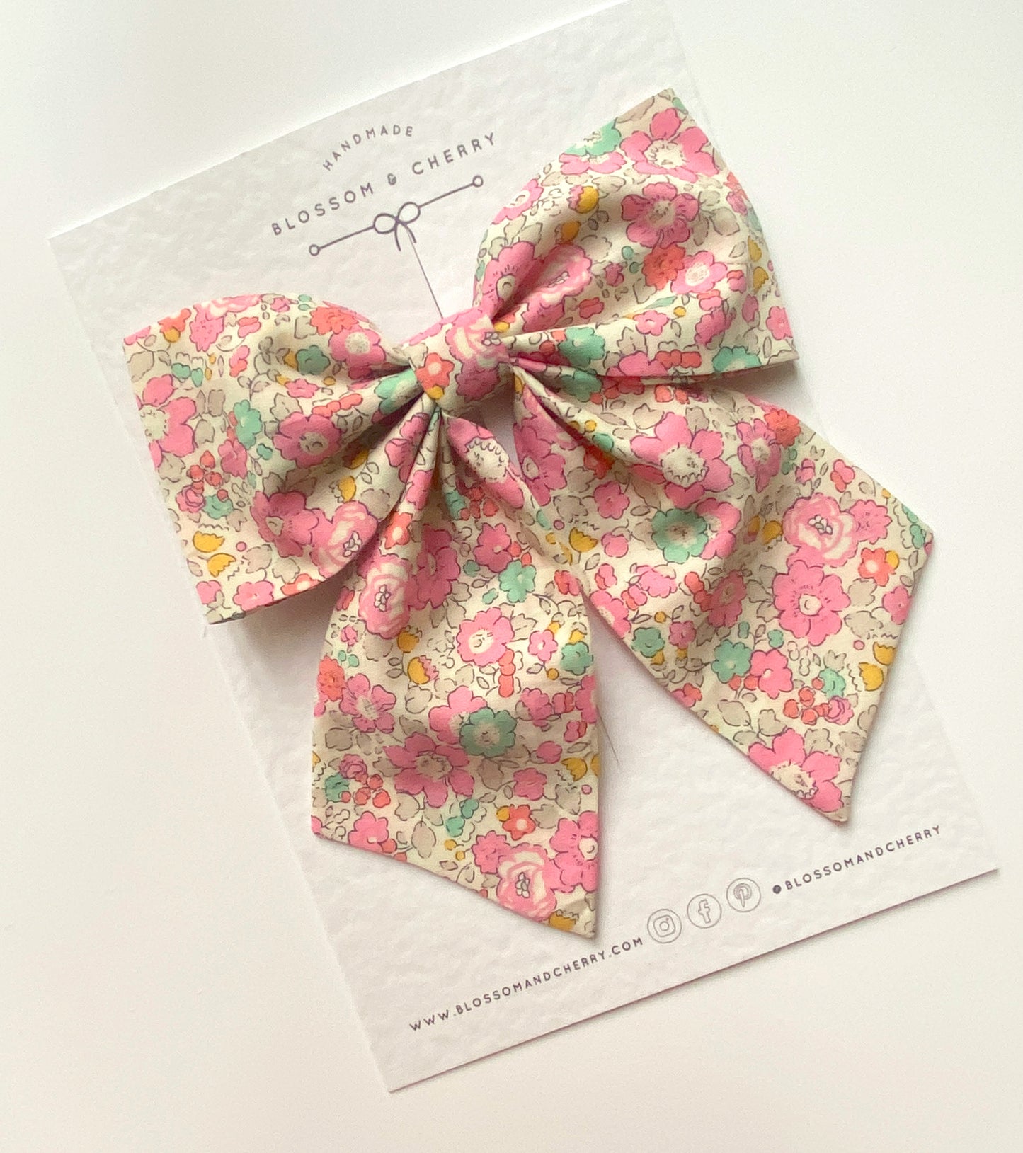 Liberty Sailor Bow Clip - Betsy Ann Bright Pink