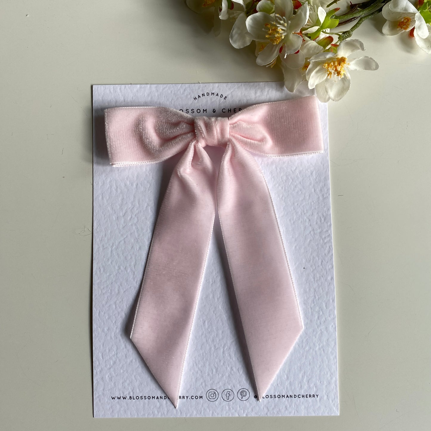 Charleen Velvet Bow - Powder Pink