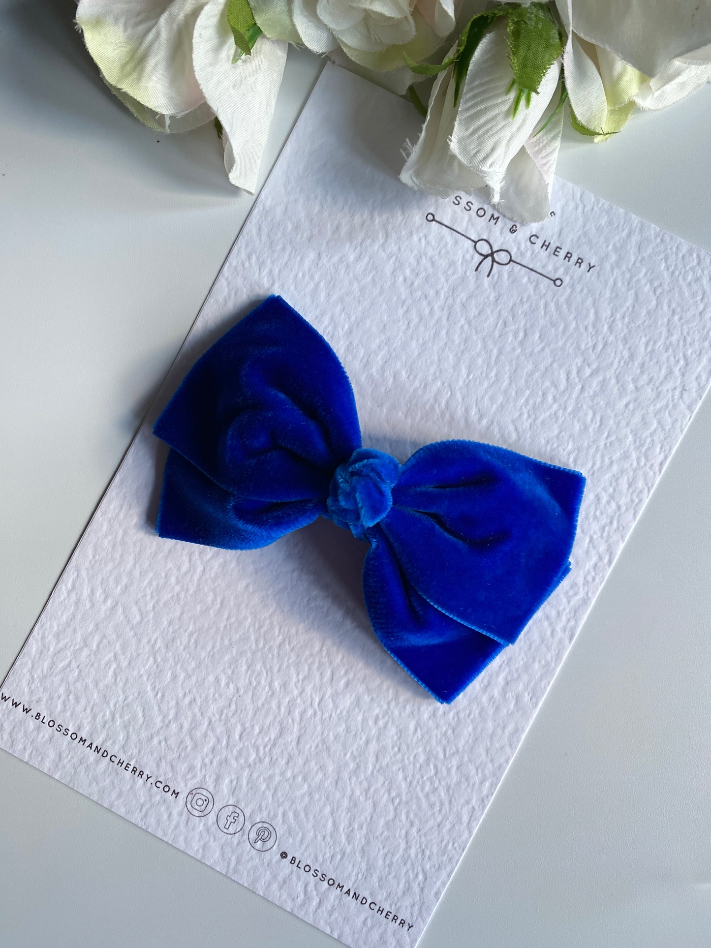 Velvet No Tail Statement Bow